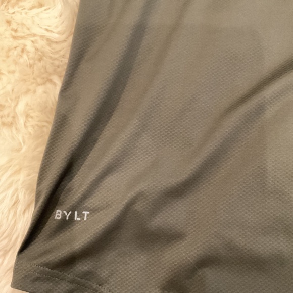 Men’s BYLT Short Sleeved Size Large - Picture 5 of 7
